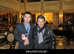 Томас Андерс с поклонниками