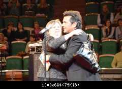 Томас Андерс с поклонниками