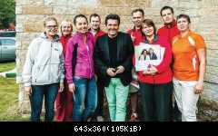 Томас Андерс с поклонниками