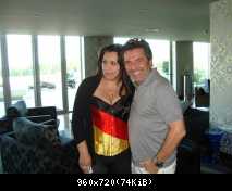 Томас Андерс с поклонниками