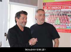 Томас Андерс с поклонниками