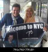 Томас Андерс с поклонниками