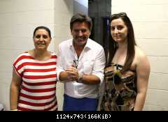 Томас Андерс с поклонниками