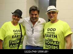 Томас Андерс с поклонниками