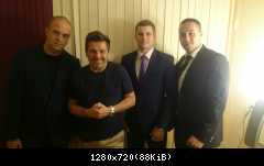 Томас Андерс с поклонниками