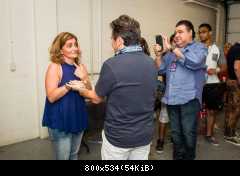 Томас Андерс с поклонниками