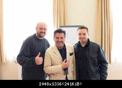 Томас Андерс с поклонниками