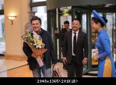 Томас Андерс с поклонниками