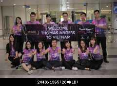 Томас Андерс с поклонниками