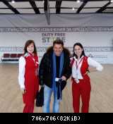 Томас Андерс с поклонниками