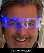 ANDERS SPACE  Томас Андерс с семьей и друзьями отмечали традиционный космический карнавал.