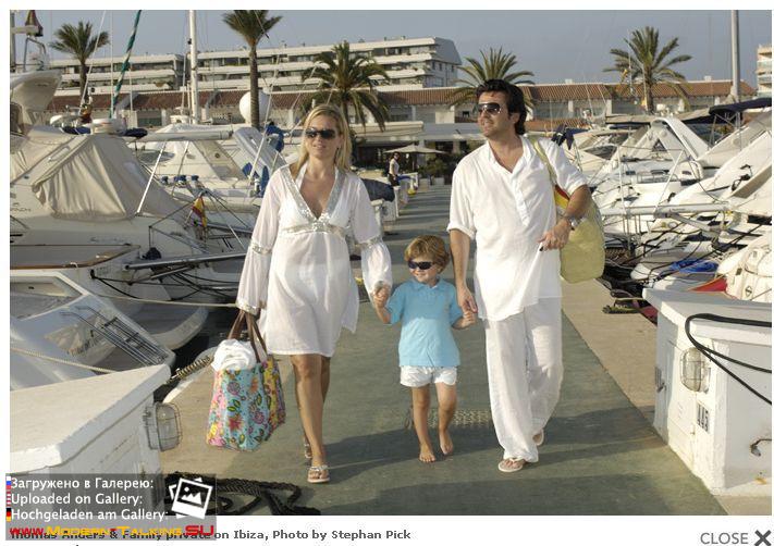 Томас Андерс с семьей (101)