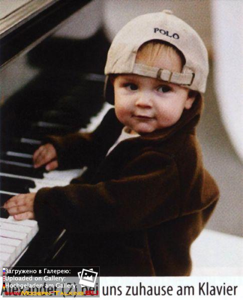 Томас Андерс с семьей (102)