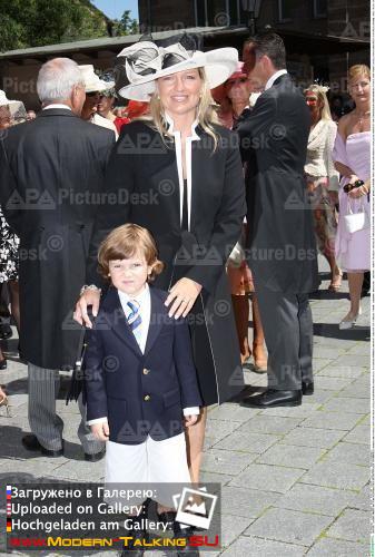 Томас Андерс с семьей (99)