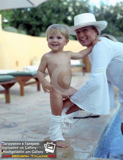 Томас Андерс с семьей