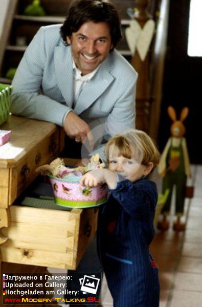 Томас Андерс с семьей