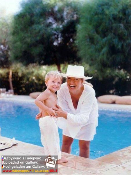 Томас Андерс с семьей