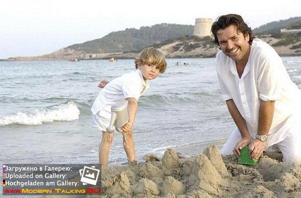 Томас Андерс с семьей