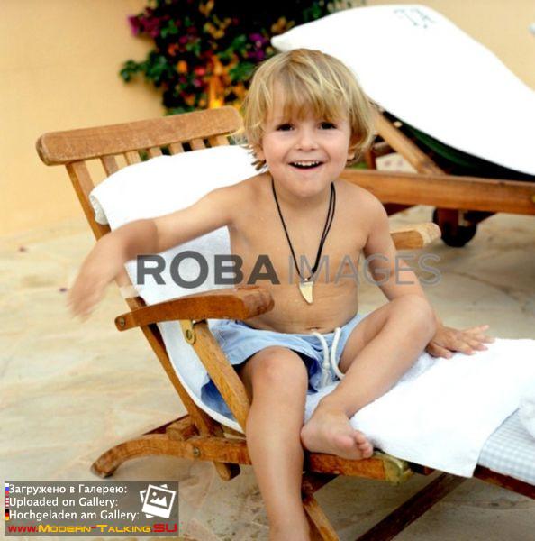 Томас Андерс с семьей