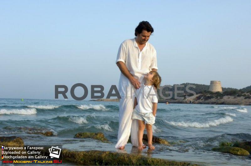 Томас Андерс с семьей