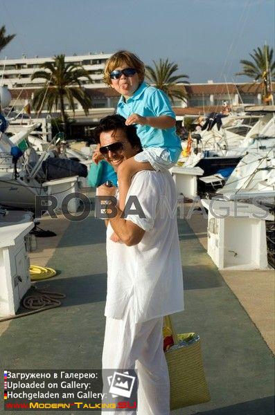 Томас Андерс с семьей