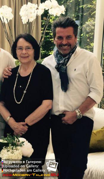 Томас Андерс с семьей