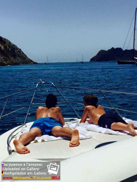 Томас Андерс с семьей