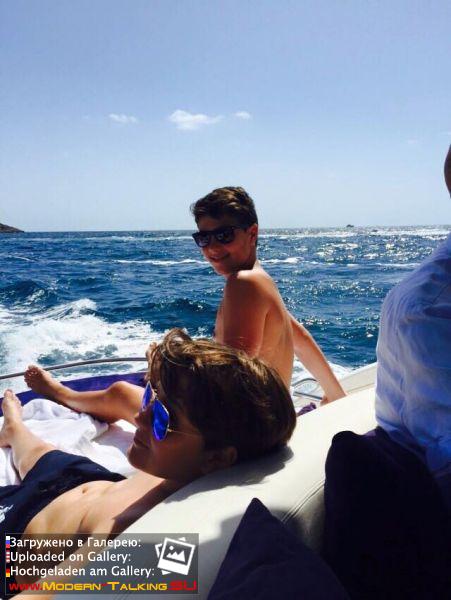 Томас Андерс с семьей