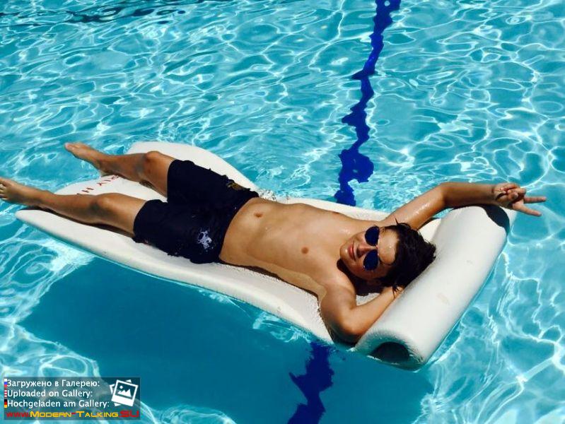 Томас Андерс с семьей