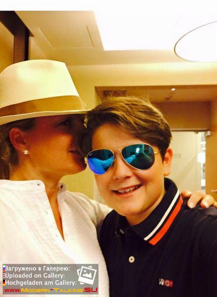 Томас Андерс с семьей