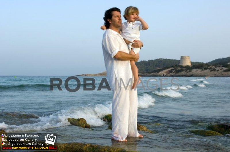 Томас Андерс с семьей