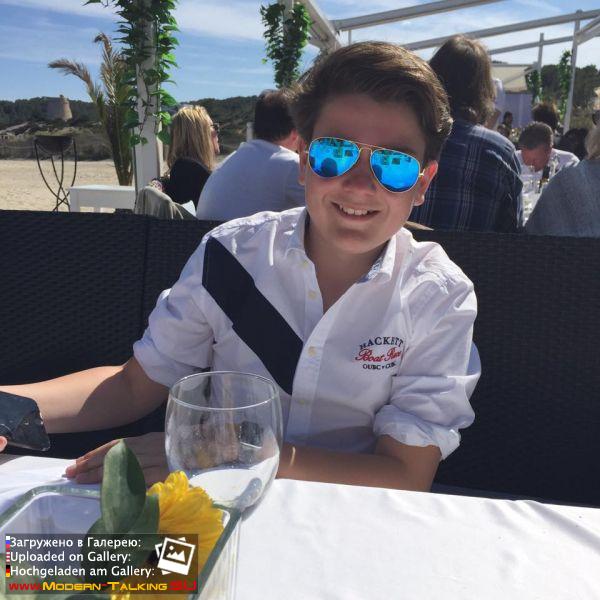 Томас Андерс с семьей