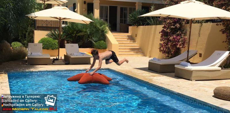 Томас Андерс с семьей