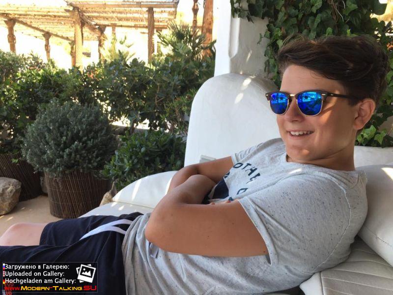 Томас Андерс с семьей