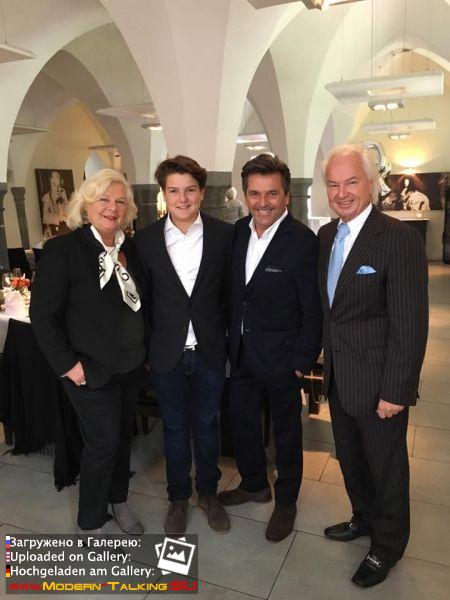 Томас Андерс с семьей