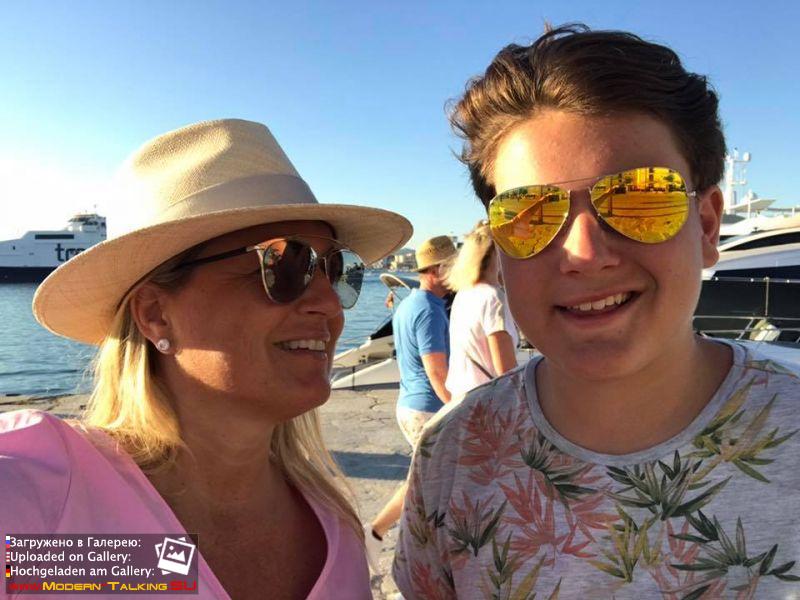 Томас Андерс с семьей