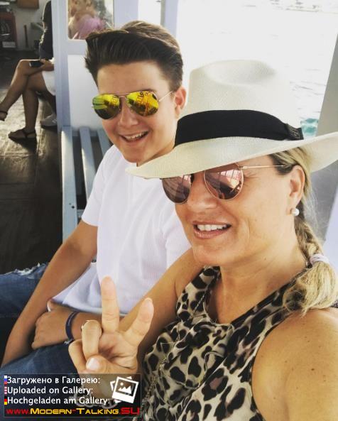 Томас Андерс с семьей